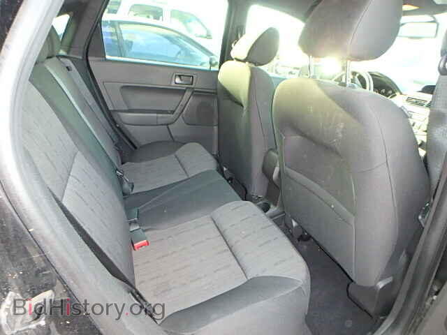 2010 FORD FOCUS - VIN: 1FAHP3FN9AW276748 - Photo 6