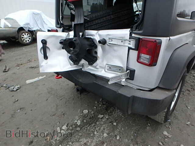 2011 JEEP WRANGLER - VIN: 1J4AA2D19BL567769 - Фото 9