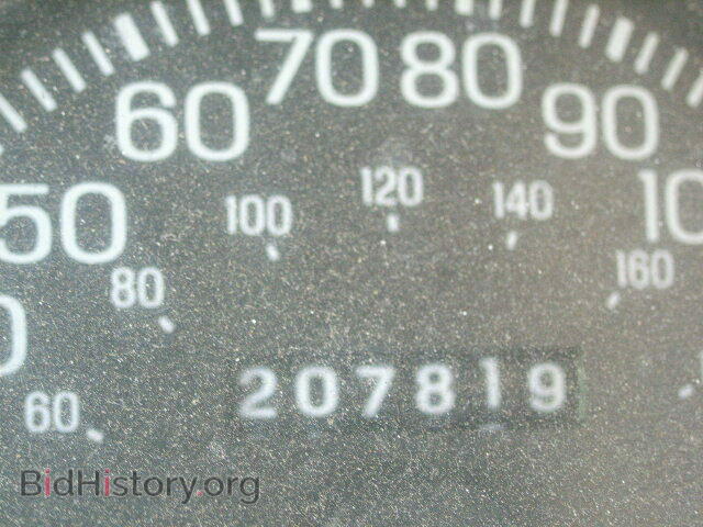 2000 FORD CROWN VIC - VIN: 2FAFP71W6YX208100 - Фото 8