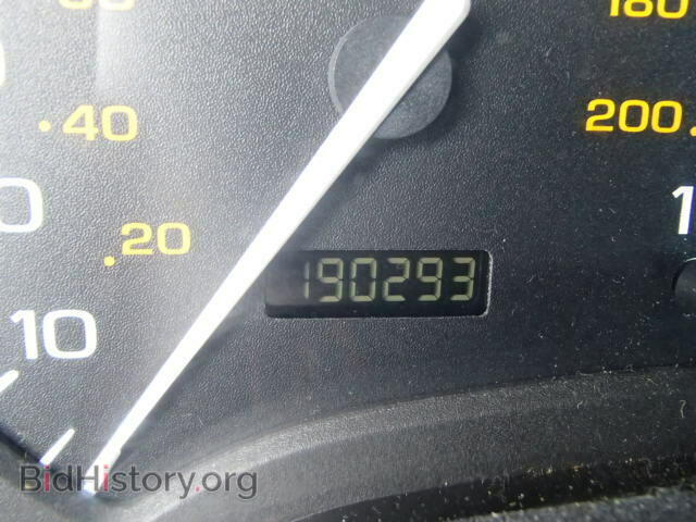 2002 SATURN VUE - VIN: 5GZCZ43DX2S837160 - Фото 8