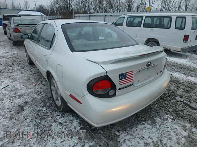 2000 NISSAN MAXIMA - VIN: JN1CA31D7YT523624 - Photo 3