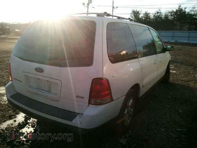 2004 FORD FREESTAR - VIN: 2FMDA57664BA30867 - Photo 4