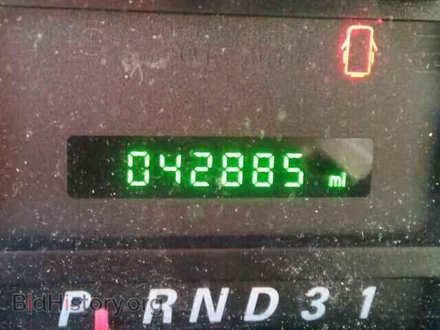 2004 FORD FREESTAR - VIN: 2FMDA57664BA30867 - Photo 8
