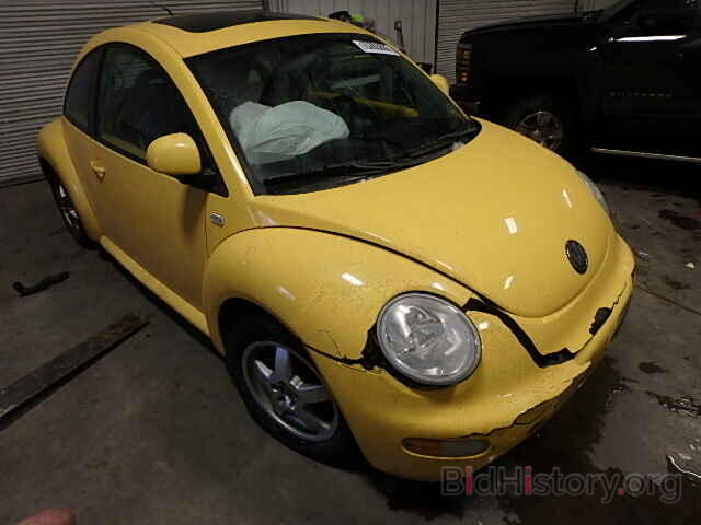 Photo 3VWCD21C5YM489569 - VOLKSWAGEN BEETLE 2000