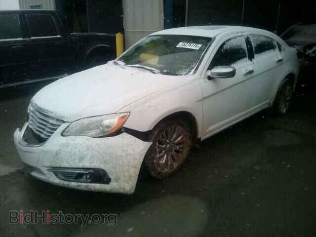 2011 CHRYSLER 200 - VIN: 1C3BC2FB3BN548265 - Фото 2