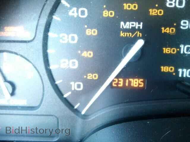 2002 SATURN SC1/SC2 - VIN: 1G8ZN12842Z181100 - Фото 8