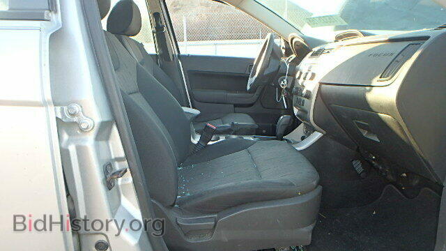 2009 FORD FOCUS - VIN: 1FAHP35NX9W174274 - Фото 5