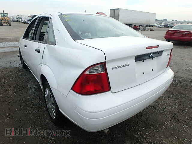 2005 FORD FOCUS - VIN: 1FAFP34N75W253372 - Фото 3