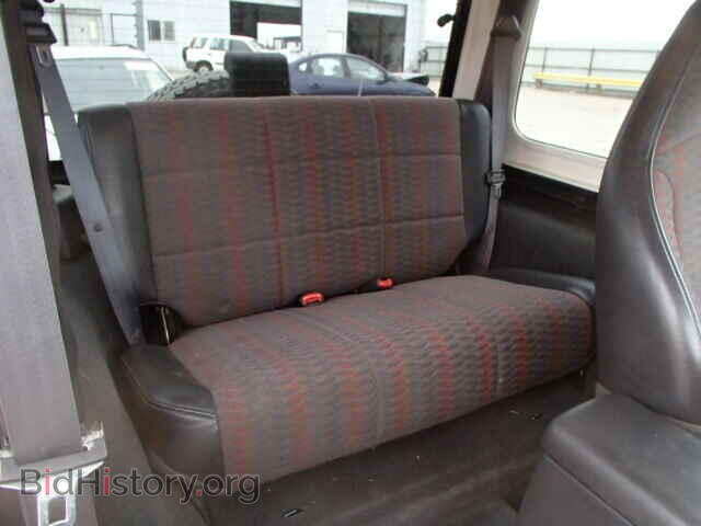 2000 JEEP WRANGLER - VIN: 1J4FA49S6YP785902 - Photo 6