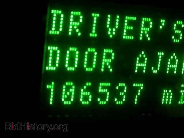 2004 FORD FREESTAR - VIN: 2FMDA58284BB02485 - Photo 8