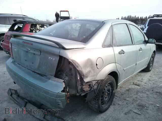 2006 FORD FOCUS - VIN: 1FAFP34N26W202170 - Photo 4