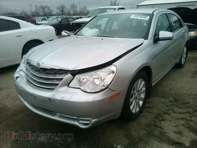 2010 CHRYSLER SEBRING - VIN: 1C3CC5FB6AN141268 - Фото 2