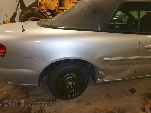 2004 CHRYSLER SEBRING - VIN: 1C3EL55R04N218471 - Фото 9