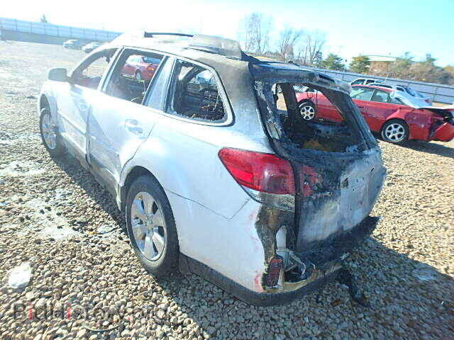 2011 SUBARU OUTBACK - VIN: 4S4BRCGC4B3321732 - Фото 3