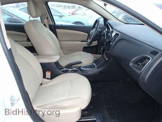 2013 CHRYSLER 200 - VIN: 1C3CCBBB4DN573771 - Фото 5