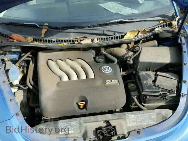 2000 VOLKSWAGEN BEETLE - VIN: 3VWBC21C2YM429778 - Фото 7