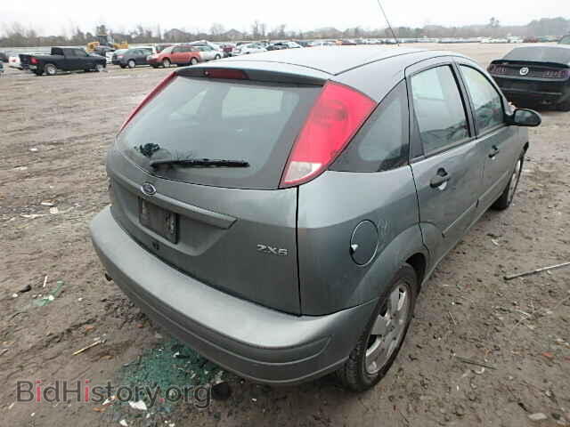 2005 FORD FOCUS - VIN: 3FAFP37N05R139082 - Фото 4