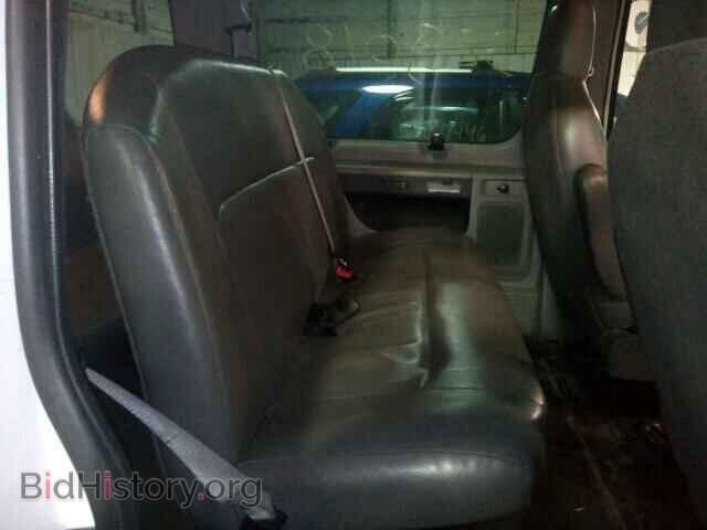 2011 FORD ECONOLINE - VIN: 1FBNE3BL3BDA28634 - Фото 6