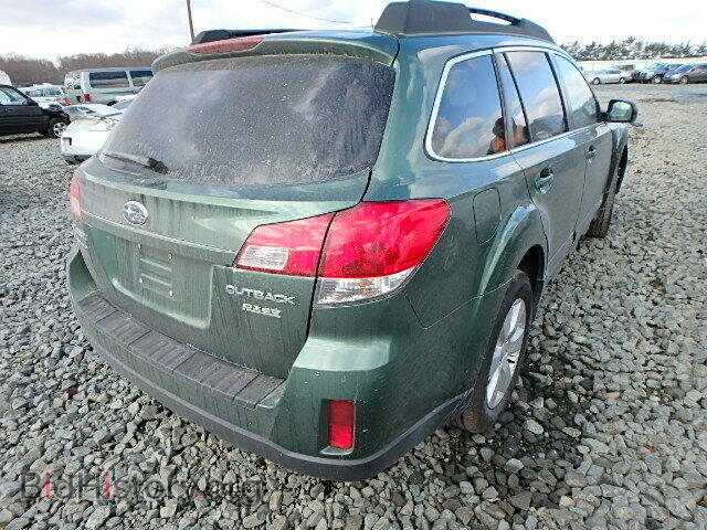 2011 SUBARU OUTBACK - VIN: 4S4BRBBC8B3356372 - Photo 4