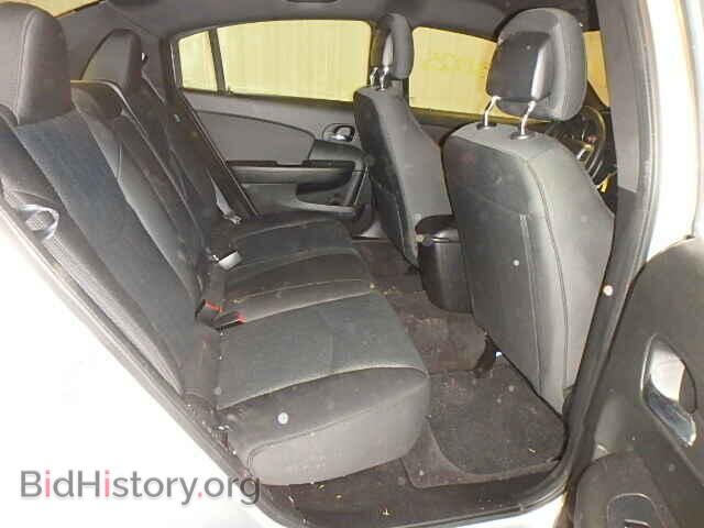 2011 CHRYSLER 200 - VIN: 1C3BC1FB3BN570552 - Фото 6