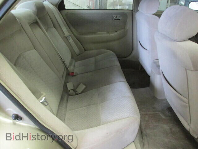 2000 MAZDA 626 - VIN: 1YVGF22C9Y5161746 - Фото 6
