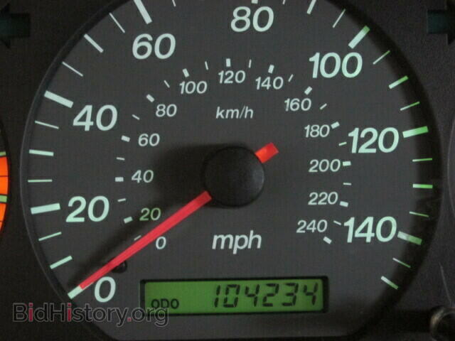 2000 MAZDA 626 - VIN: 1YVGF22C9Y5161746 - Фото 8