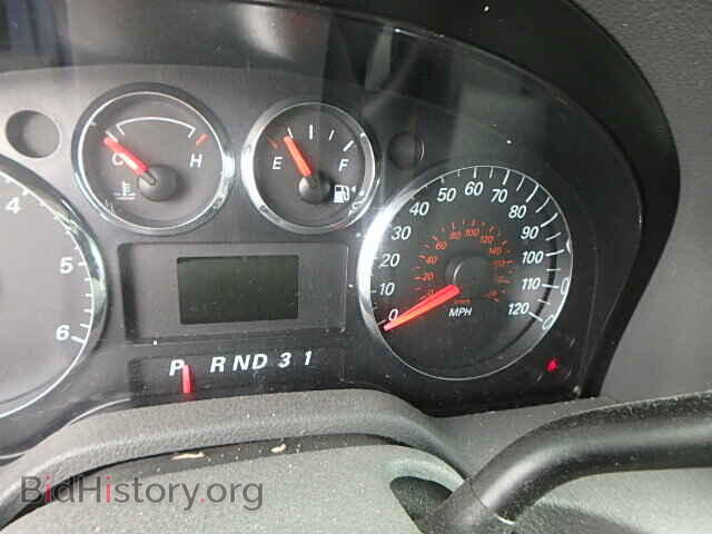 2007 FORD FREESTAR - VIN: 2FMDA58257BA05751 - Фото 8