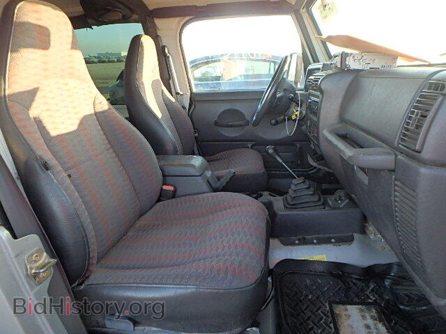 2000 JEEP WRANGLER - VIN: 1J4FA29P6YP729068 - Фото 5