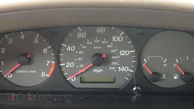 2000 MAZDA 626 - VIN: 1YVGF22D3Y5113765 - Photo 8