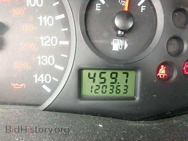 2005 FORD FOCUS - VIN: 3FAFP37N55R120737 - Фото 8