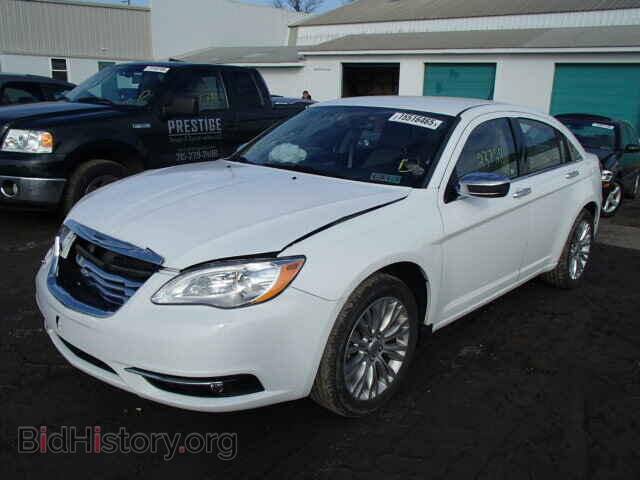2011 CHRYSLER 200 - VIN: 1C3BC2FB2BN580737 - Фото 2