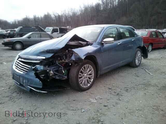 2011 CHRYSLER 200 - VIN: 1C3BC2FGXBN623118 - Фото 2