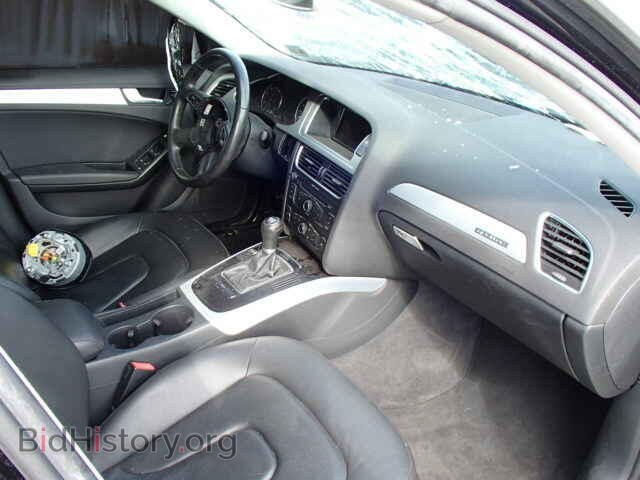 2010 AUDI A4 - VIN: WAUDFAFL6AN010394 - Фото 5