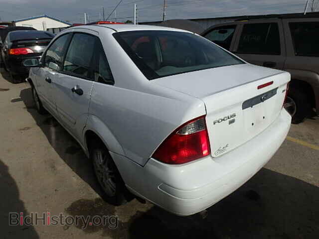 2005 FORD FOCUS - VIN: 1FAFP34N05W296094 - Фото 3