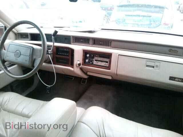 1993 CADILLAC DEVILLE - VIN: 1G6CD53B5P4313269 - Photo 9