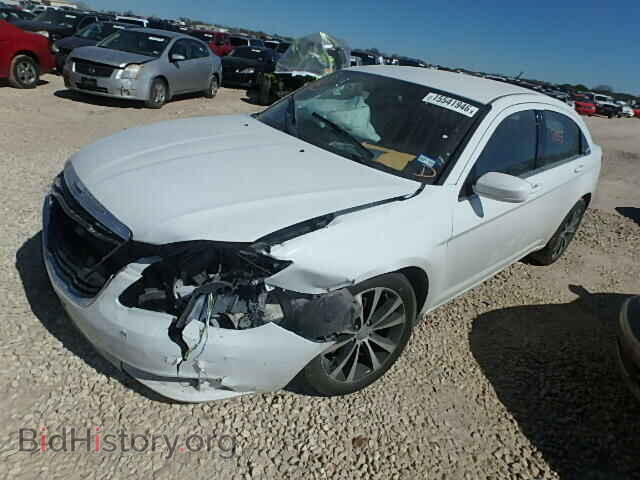 2013 CHRYSLER 200 - VIN: 1C3CCBBB1DN627902 - Фото 2