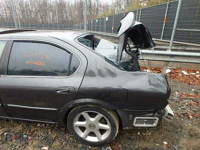 2000 NISSAN MAXIMA - VIN: JN1CA31A2YT015762 - Фото 9