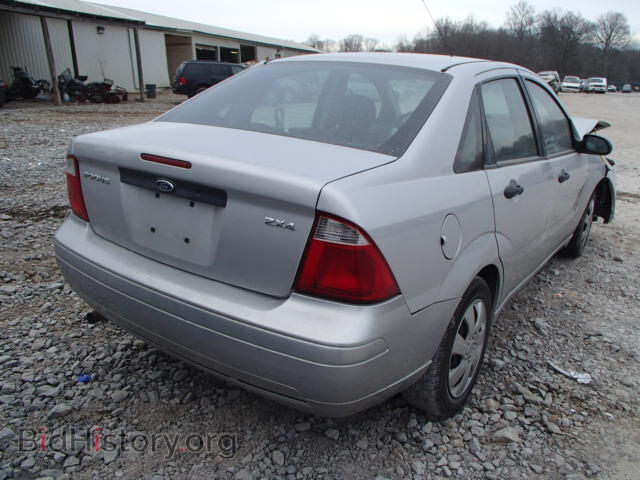 2006 FORD FOCUS - VIN: 1FAFP34N56W224602 - Фото 4