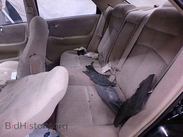 2000 MAZDA 626 - VIN: 1YVGF22C4Y5132090 - Фото 6