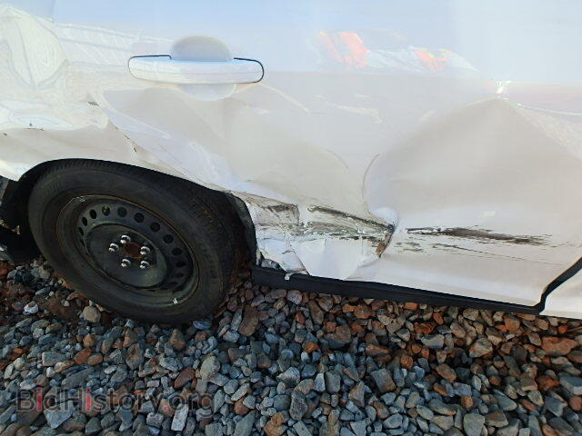 2012 FORD FOCUS - VIN: 1FAHP3F26CL115011 - Фото 9