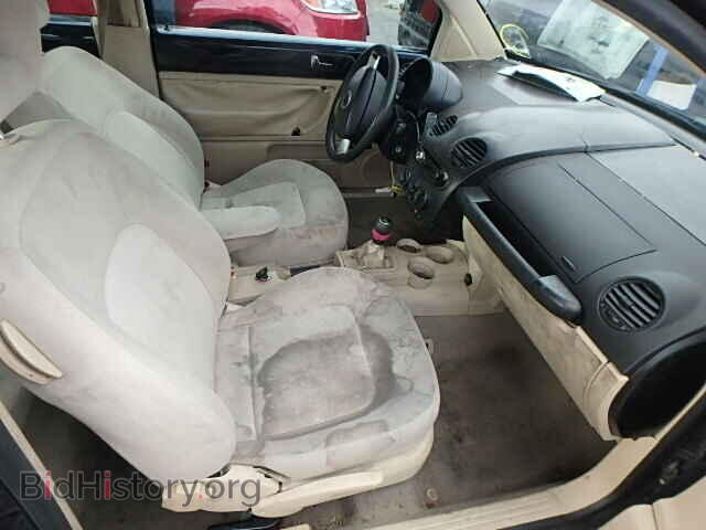 2000 VOLKSWAGEN BEETLE - VIN: 3VWCA21C8YM450368 - Фото 5