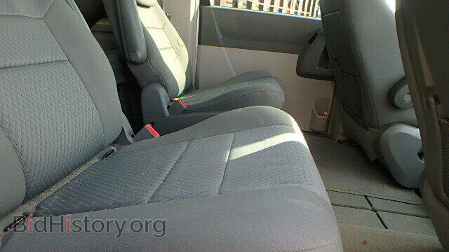 2010 DODGE CARAVAN - VIN: 2D4RN5DX5AR145980 - Фото 6