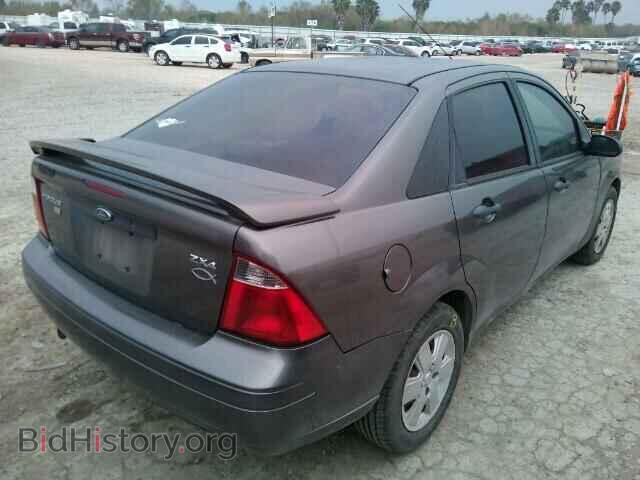 2006 FORD FOCUS - VIN: 1FAFP34N06W190956 - Фото 4
