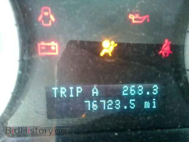 2011 FORD ESCAPE - VIN: 1FMCU0C77BKB15062 - Фото 8