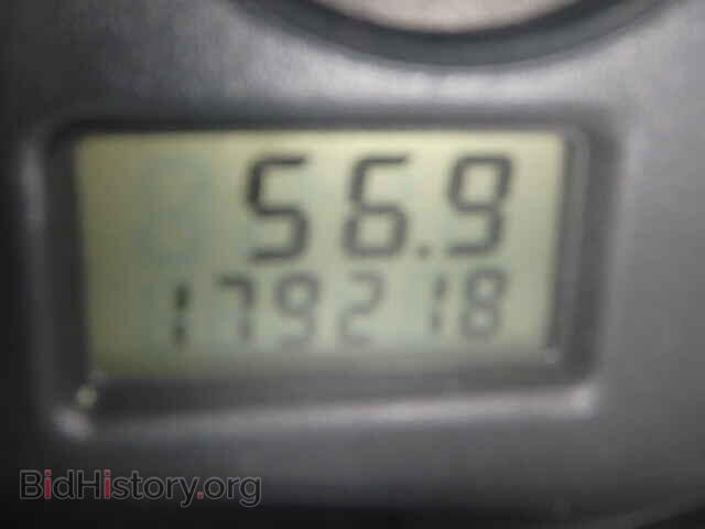 2005 FORD FOCUS - VIN: 1FAFP34N55W213825 - Photo 8