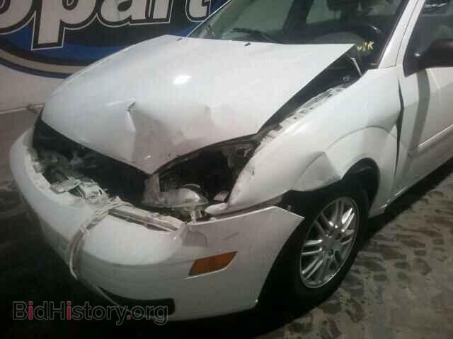 2005 FORD FOCUS - VIN: 1FAFP34N55W213825 - Photo 9