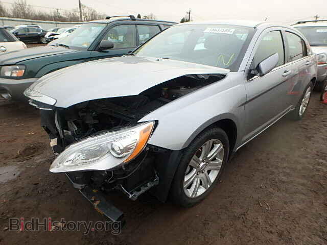 2013 CHRYSLER 200 - VIN: 1C3CCBAB8DN705500 - Фото 2