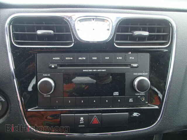 2013 CHRYSLER 200 - VIN: 1C3BCBEB0DN512103 - Photo 10