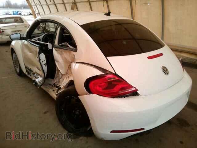 2014 VOLKSWAGEN BEETLE - VIN: 3VWJP7AT8EM618802 - Фото 3