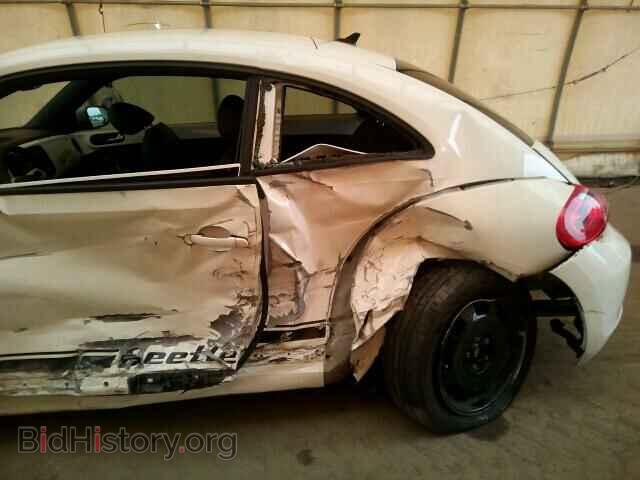 2014 VOLKSWAGEN BEETLE - VIN: 3VWJP7AT8EM618802 - Фото 9